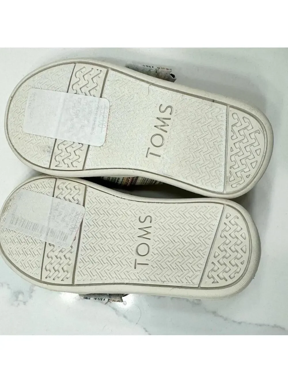 NWT Toms Alpargata Striped Multi-Colored Velcro Strap Girls Slip-on shoes Size 6 - Picture 7 of 7